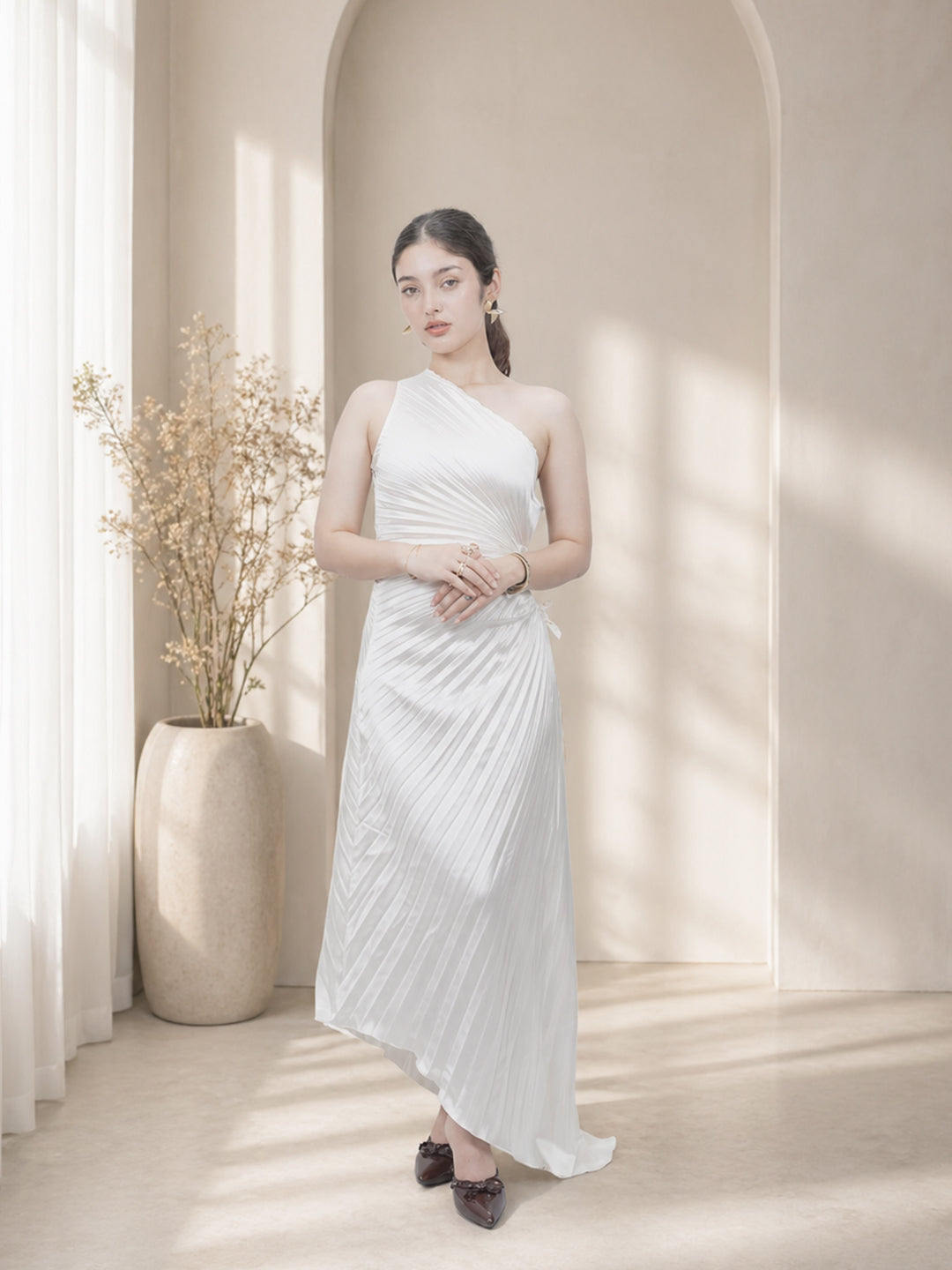 Strap fit-and-flare midi dress with corset-style top stiching