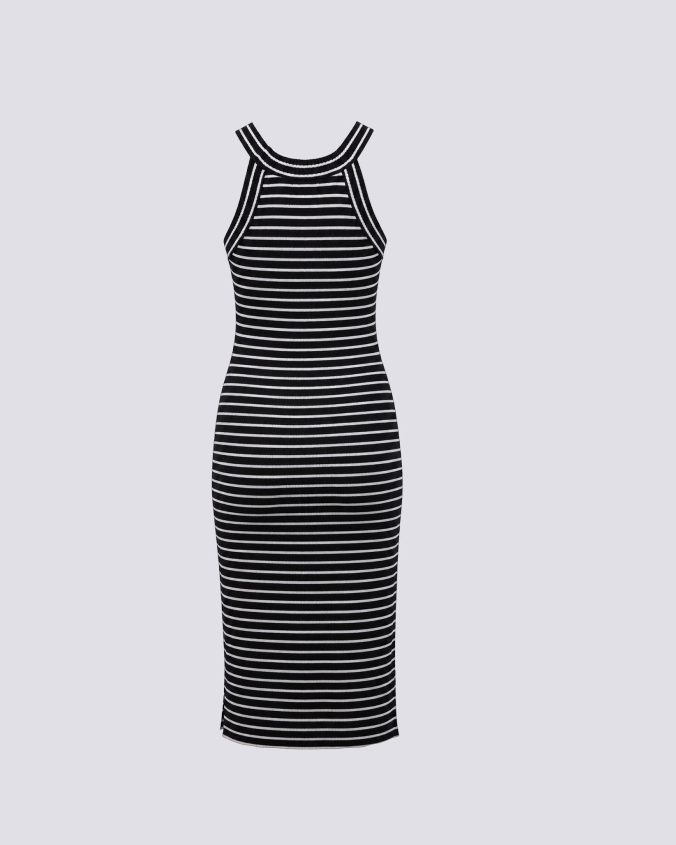 A sleeveless bodycon dress.