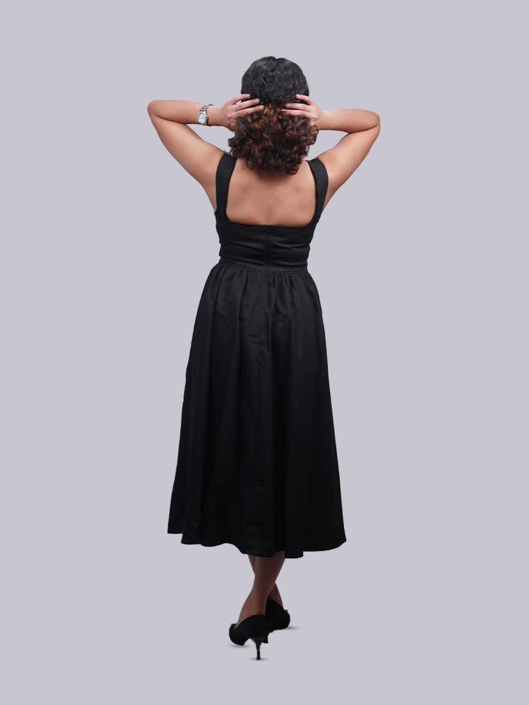 Women’s Black Crystal Embellished Sweetheart Neck Midi Dress.
